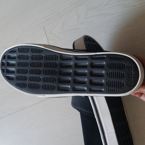 Reebok Memory tech walking shoes - Picture 4 of 6